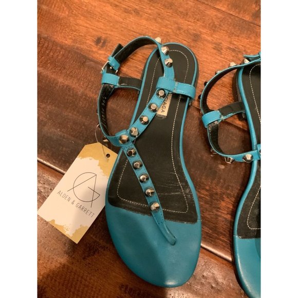 Balenciaga Teal Blue Leather Studded Thong Sandals, Size 6.5 (US) 36.5 (EU) - Picture 3 of 10